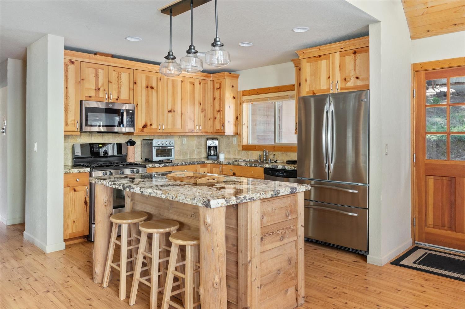 1807 Coniferous Drive