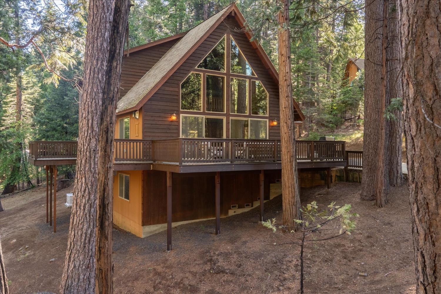 1807 Coniferous Drive