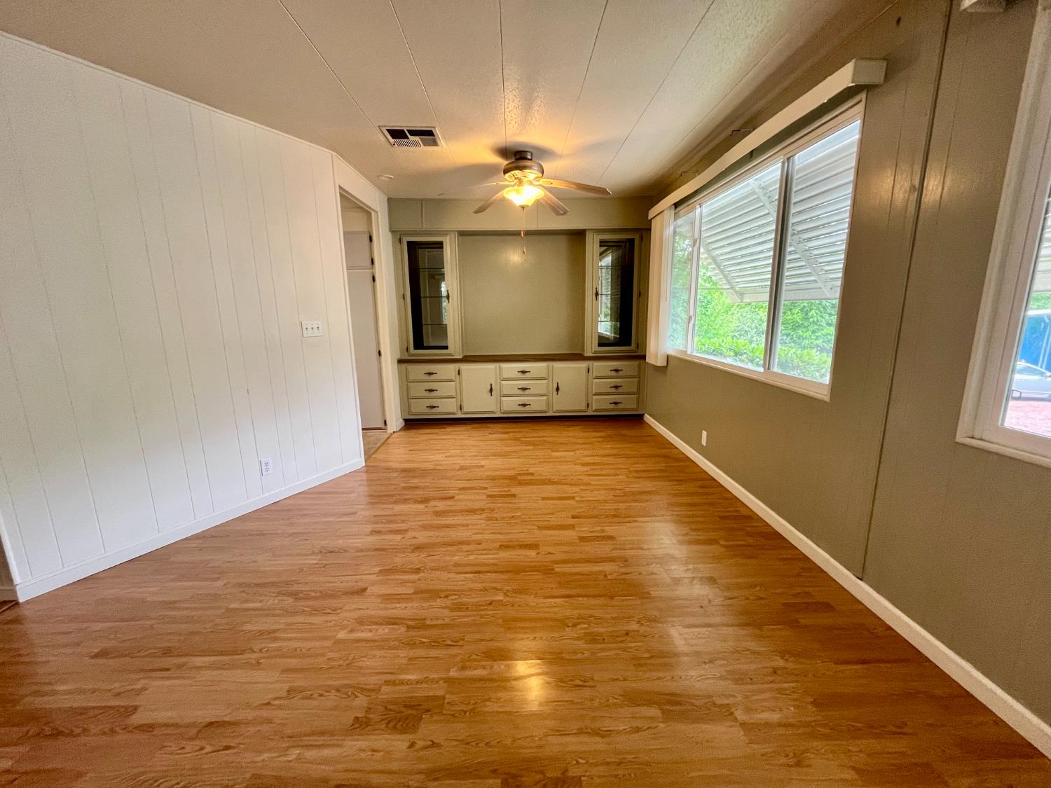 314 S Main Street 100