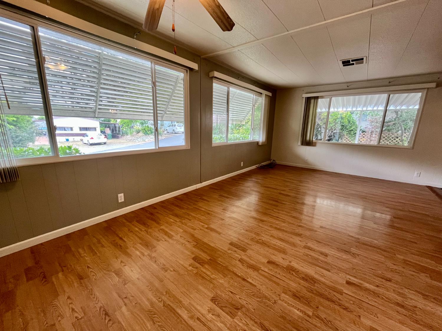 314 S Main Street 100
