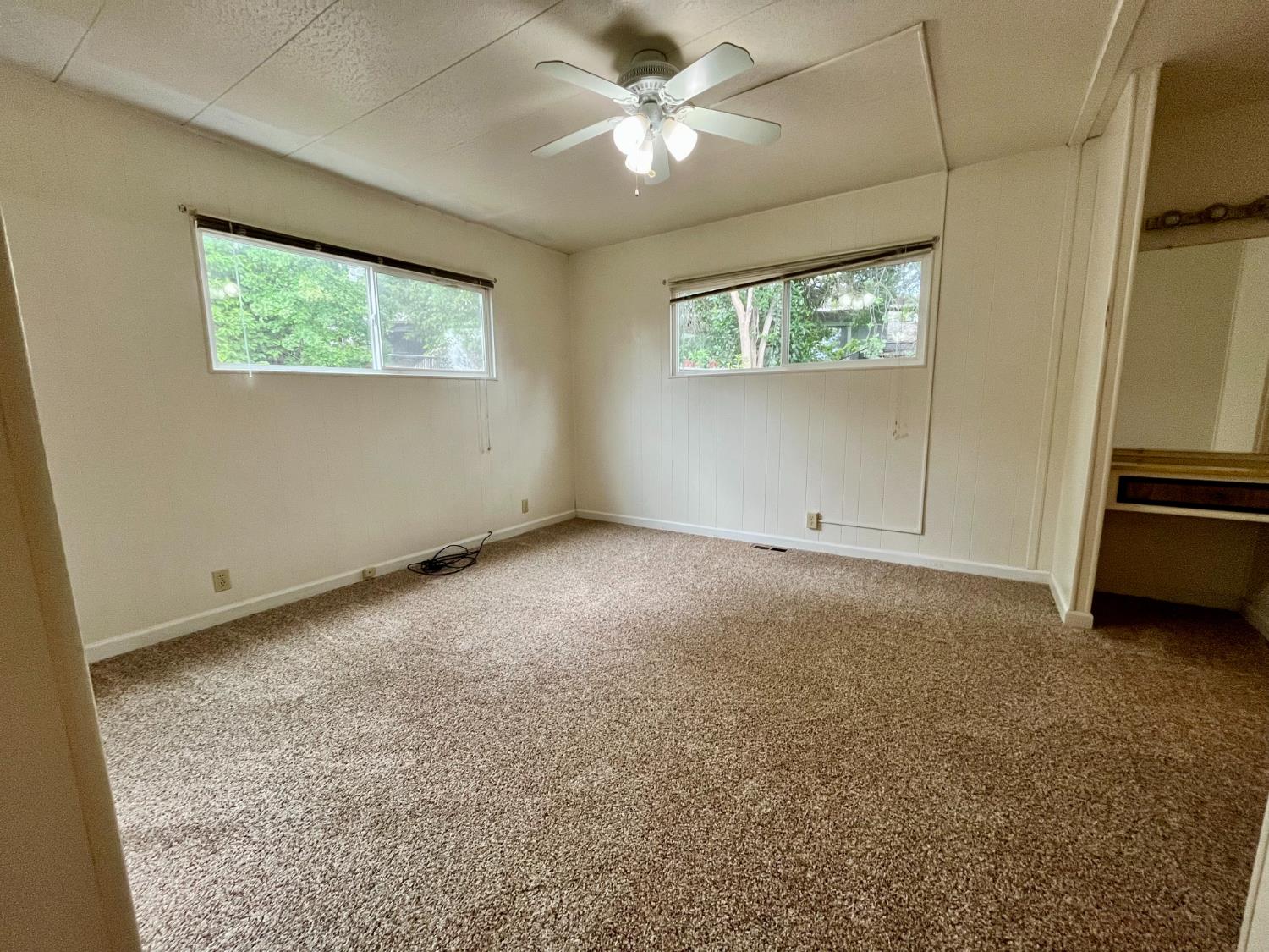314 S Main Street 100