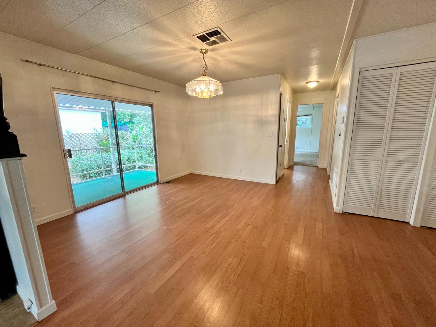 314 S Main Street 100