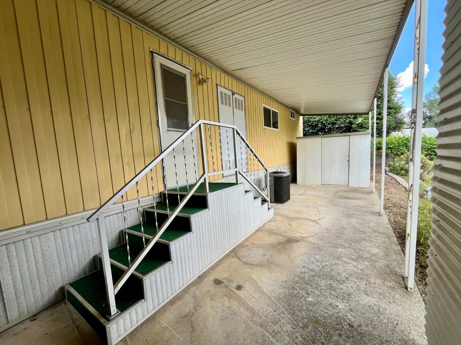 314 S Main Street 100
