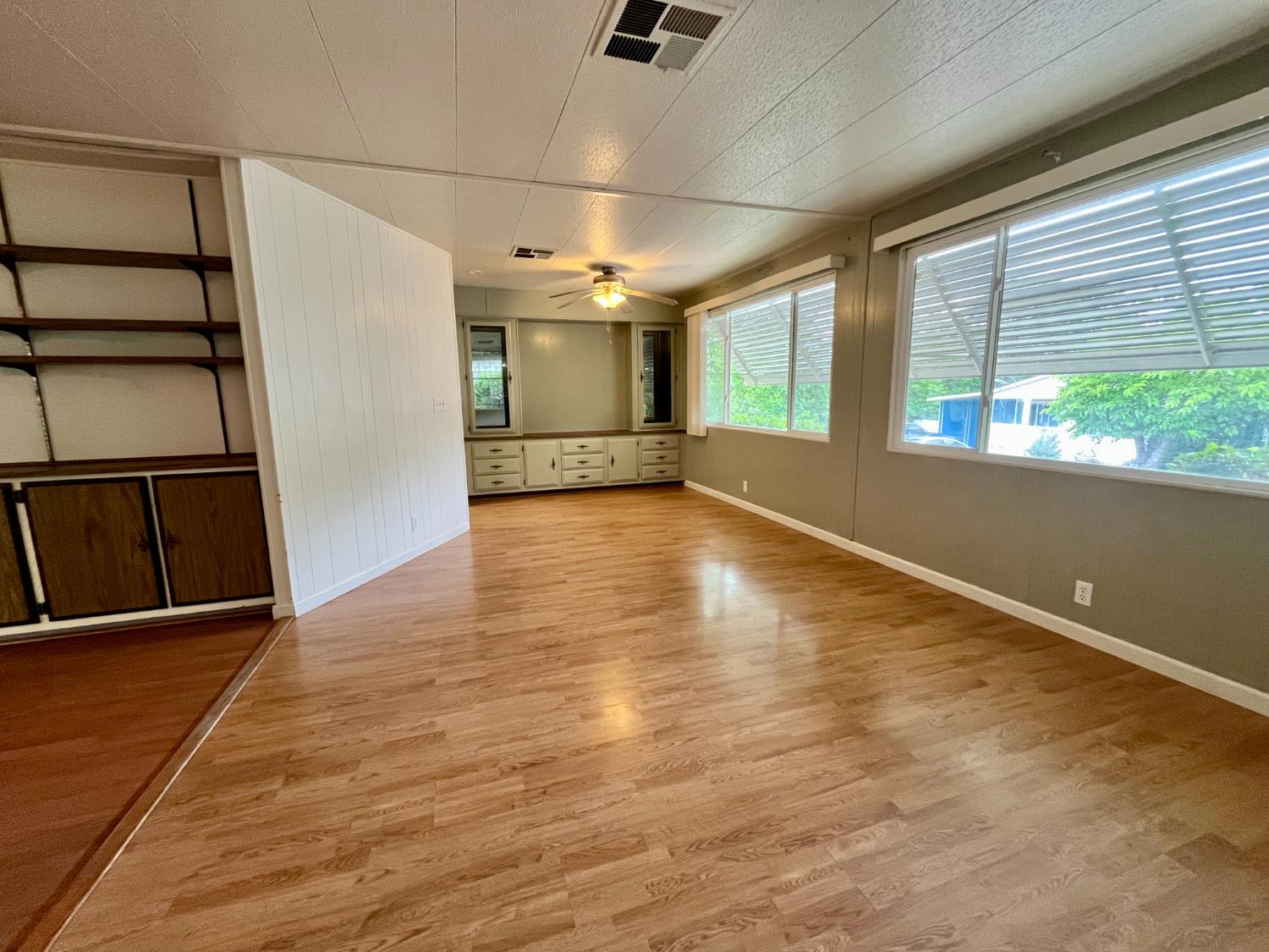314 S Main Street 100