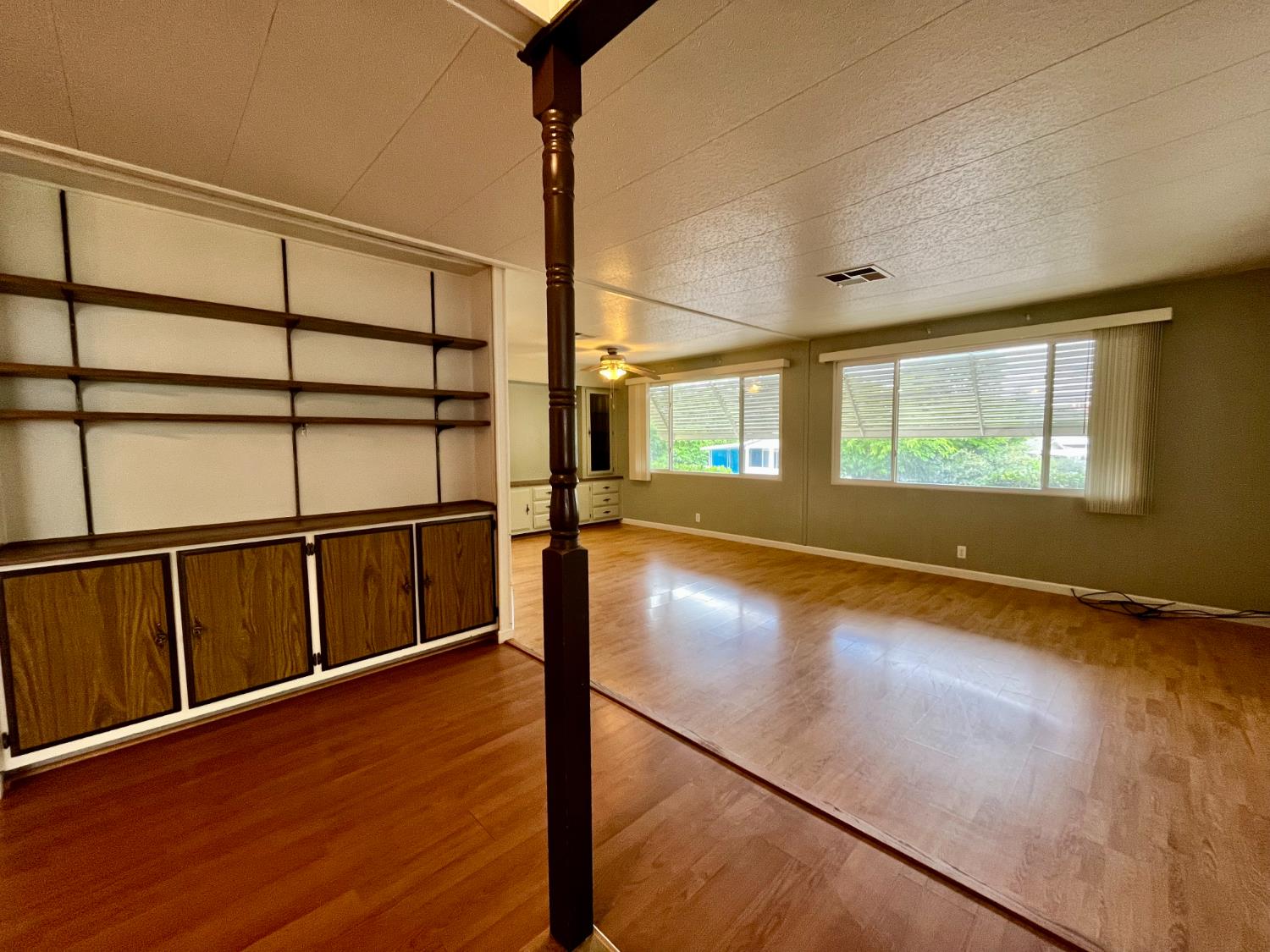 314 S Main Street 100