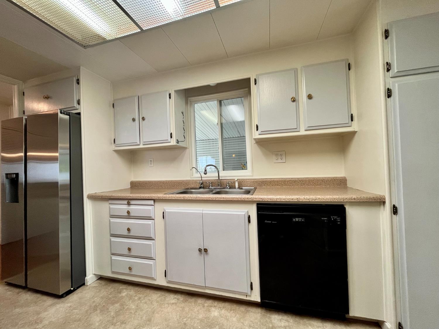 314 S Main Street 100