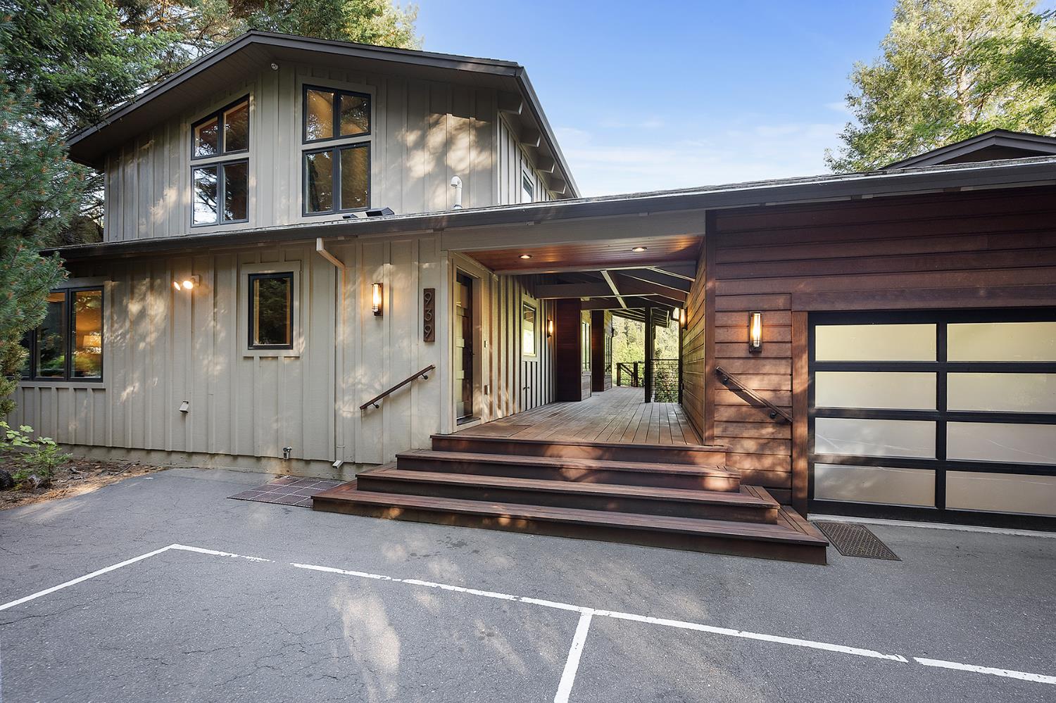 939 Moran Road