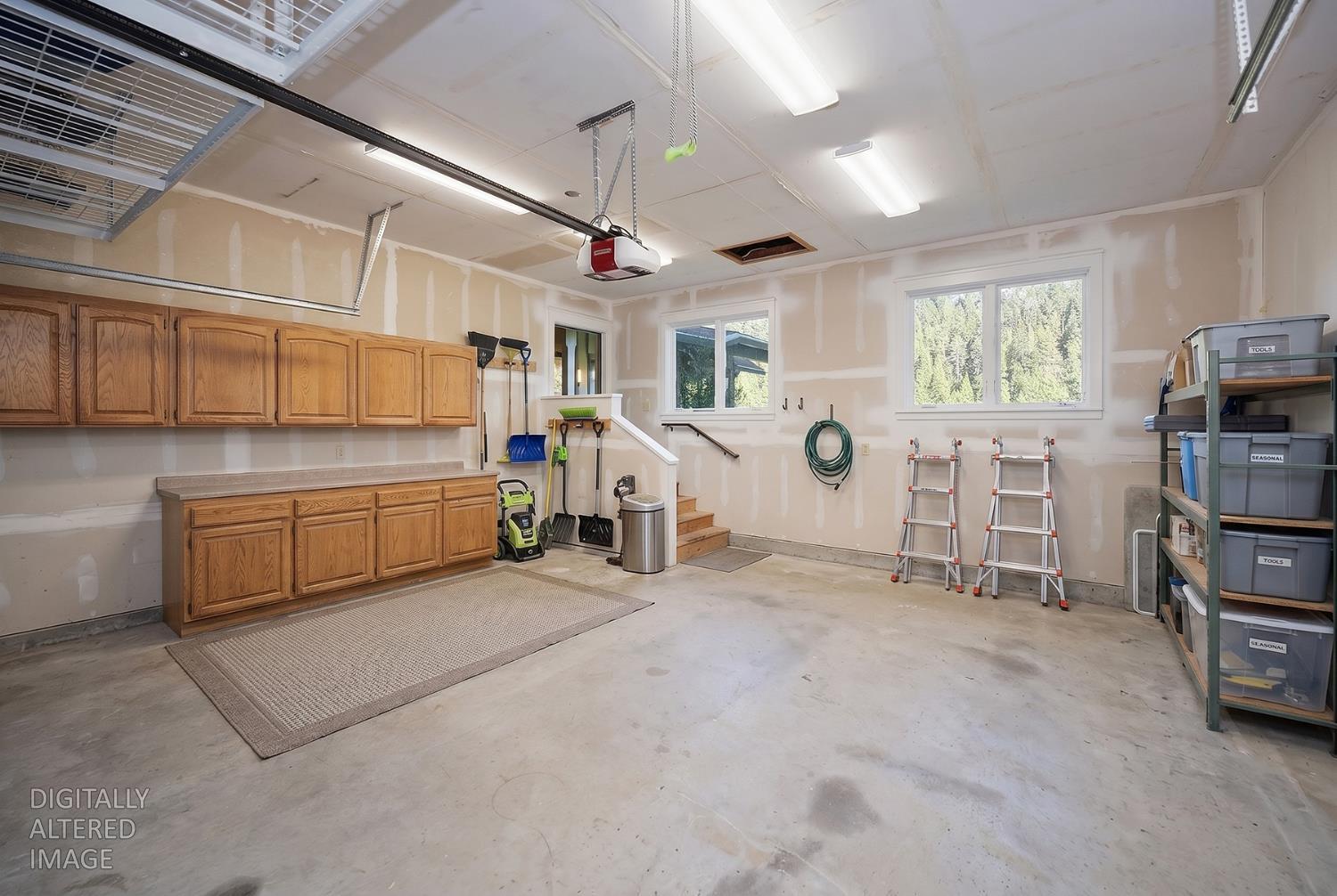 939 Moran Road