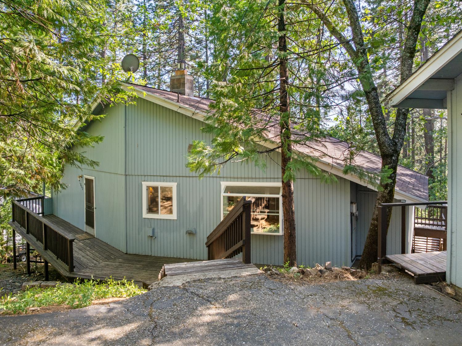 1802 Tamarack Drive