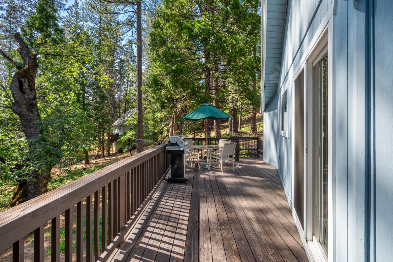 1802 Tamarack Drive