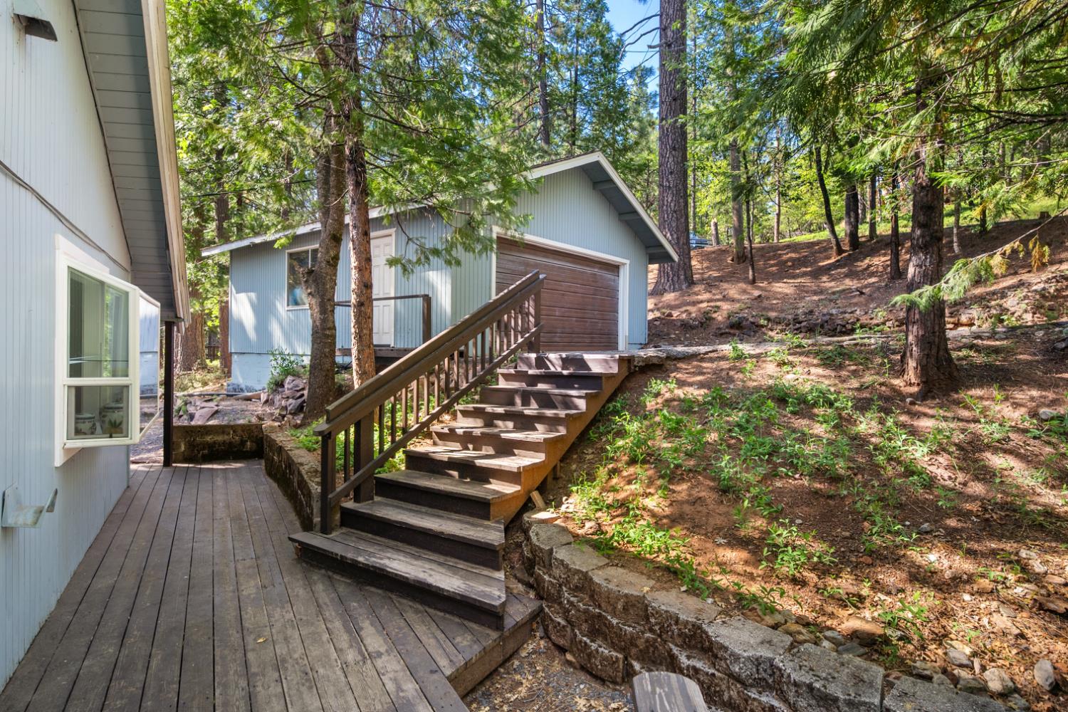 1802 Tamarack Drive