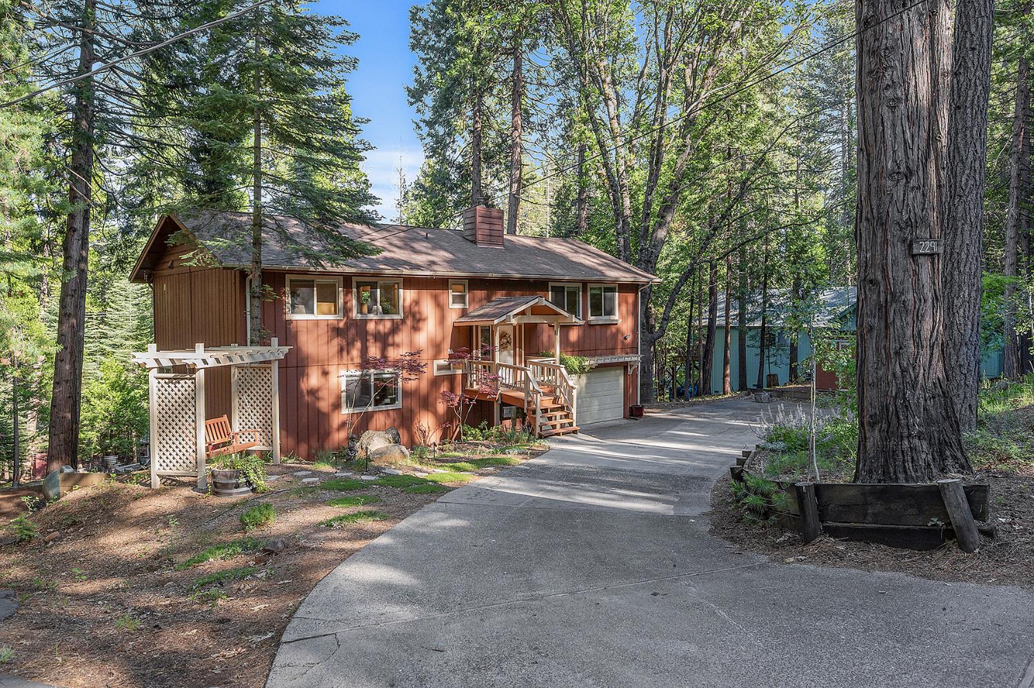2291 Fairway Drive
