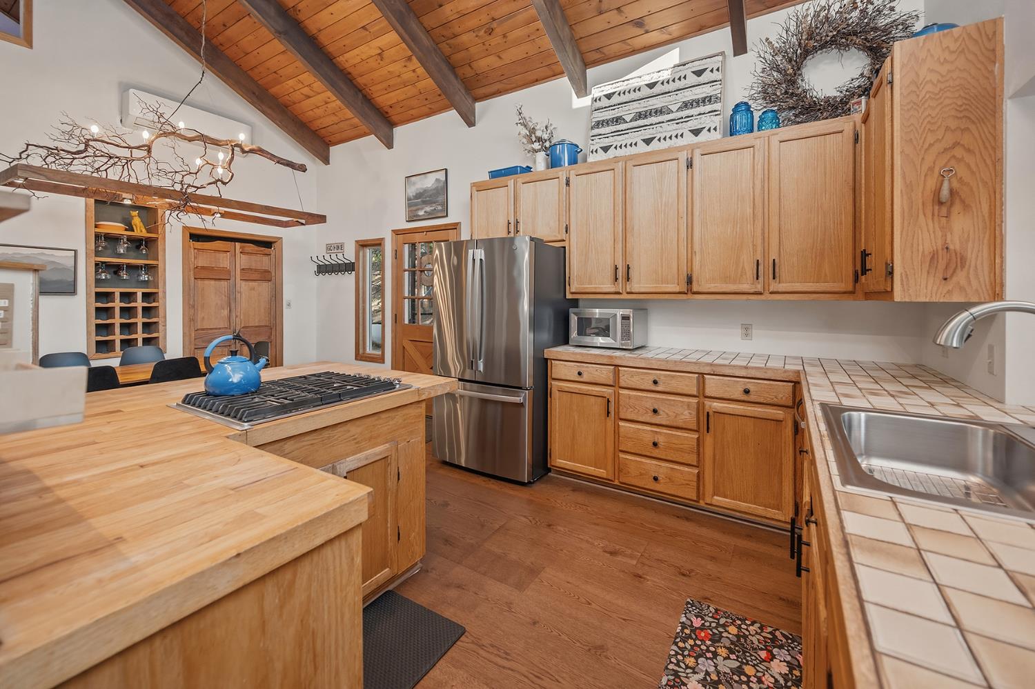 1260 Canyon View Court