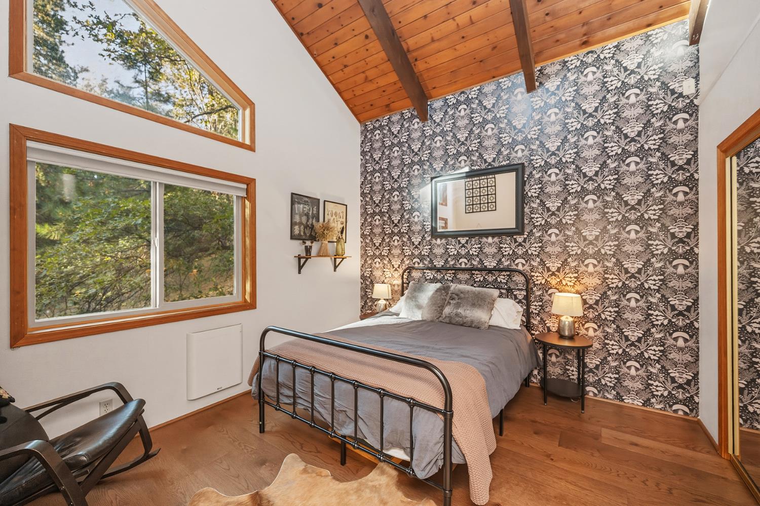1260 Canyon View Court