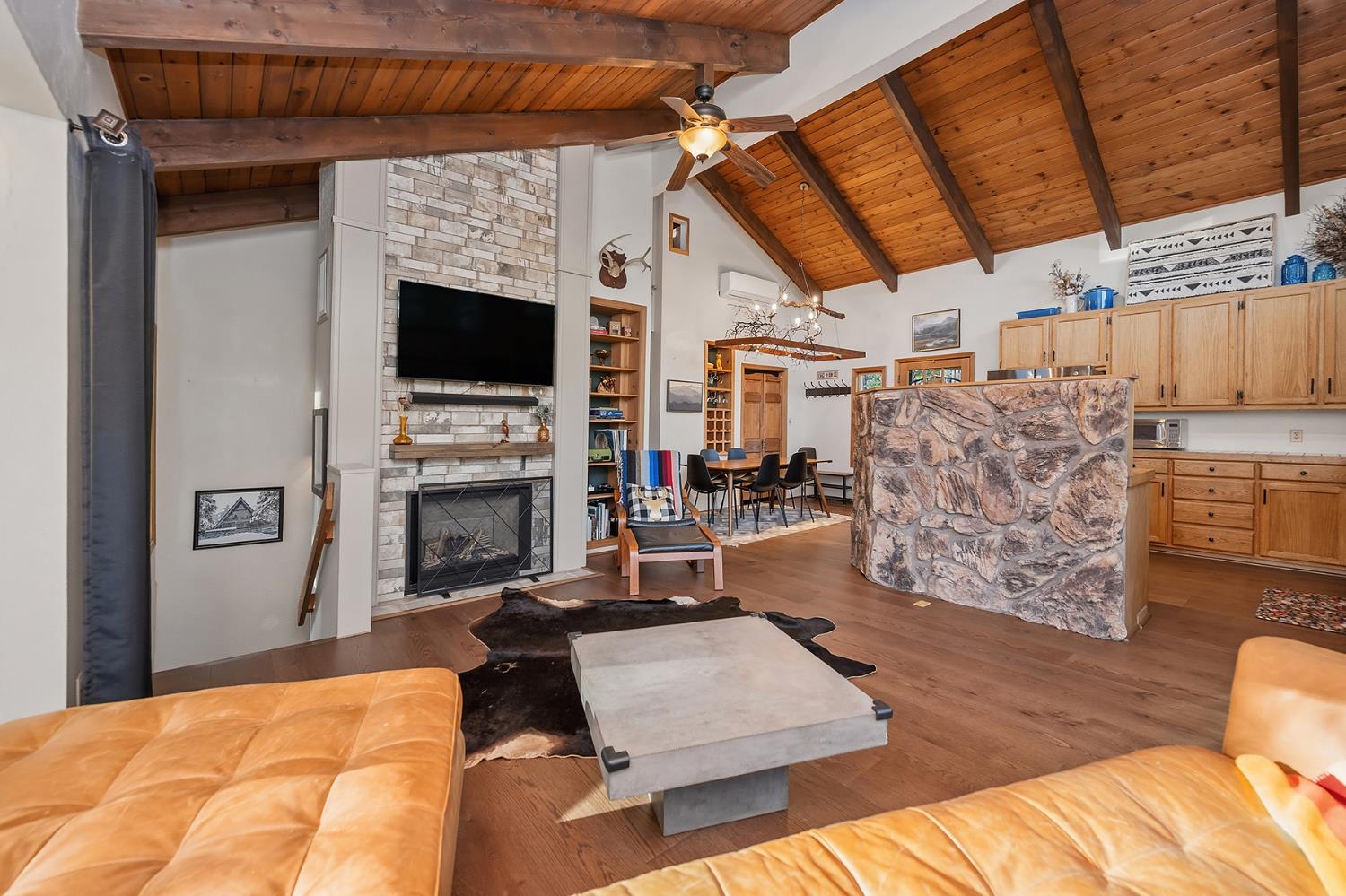 1260 Canyon View Court