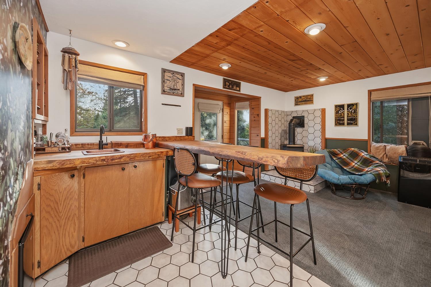 1260 Canyon View Court