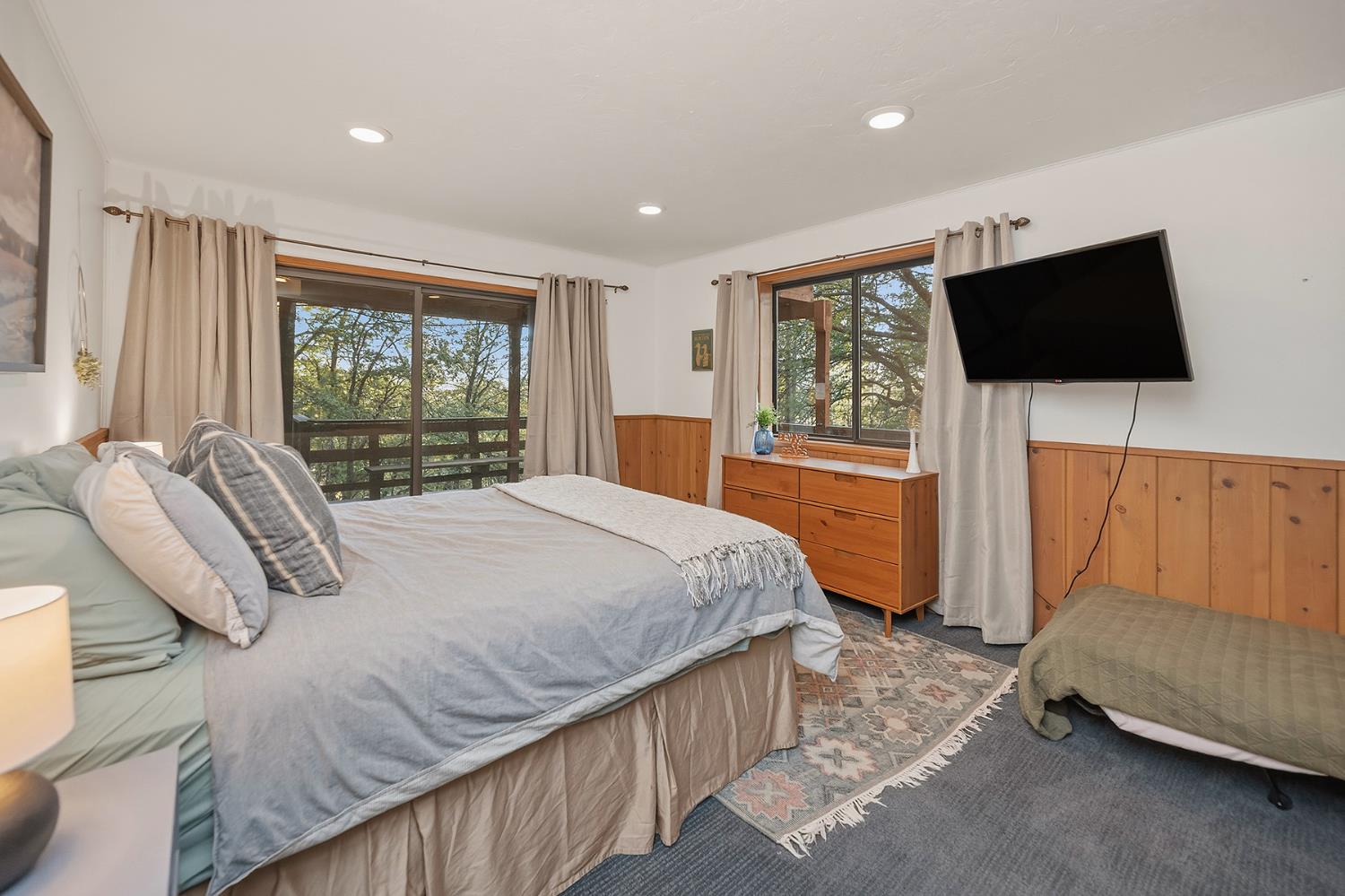 1260 Canyon View Court