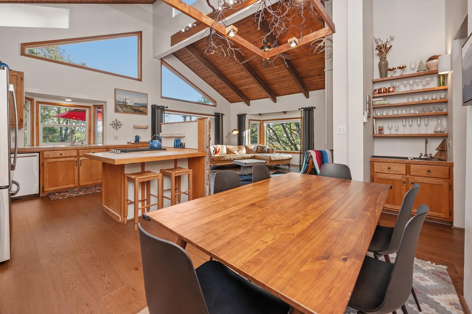 1260 Canyon View Court