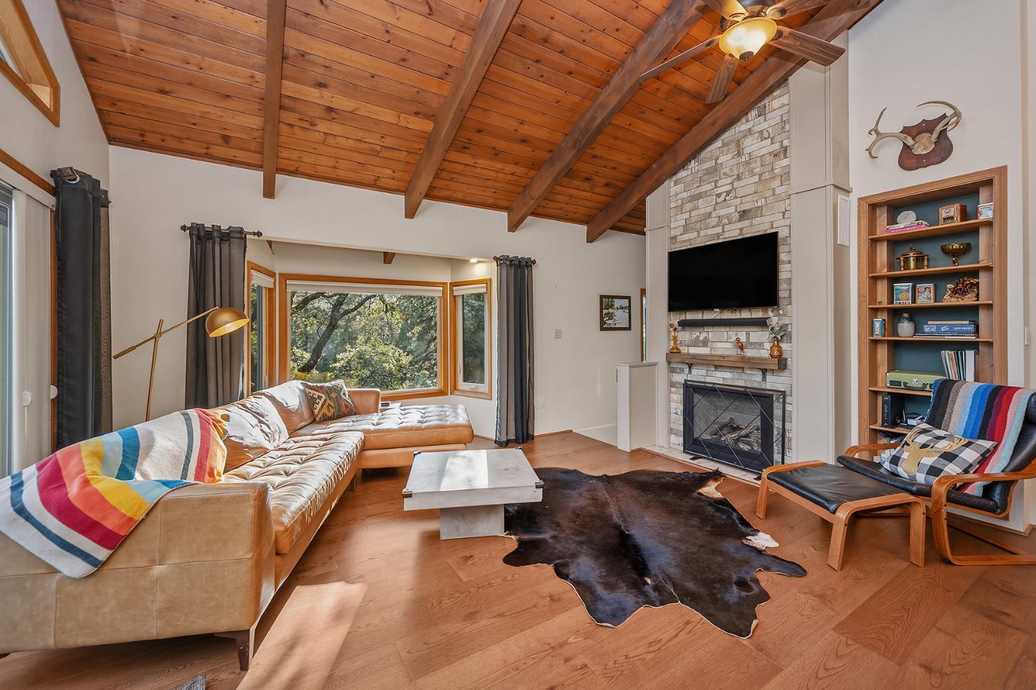 1260 Canyon View Court