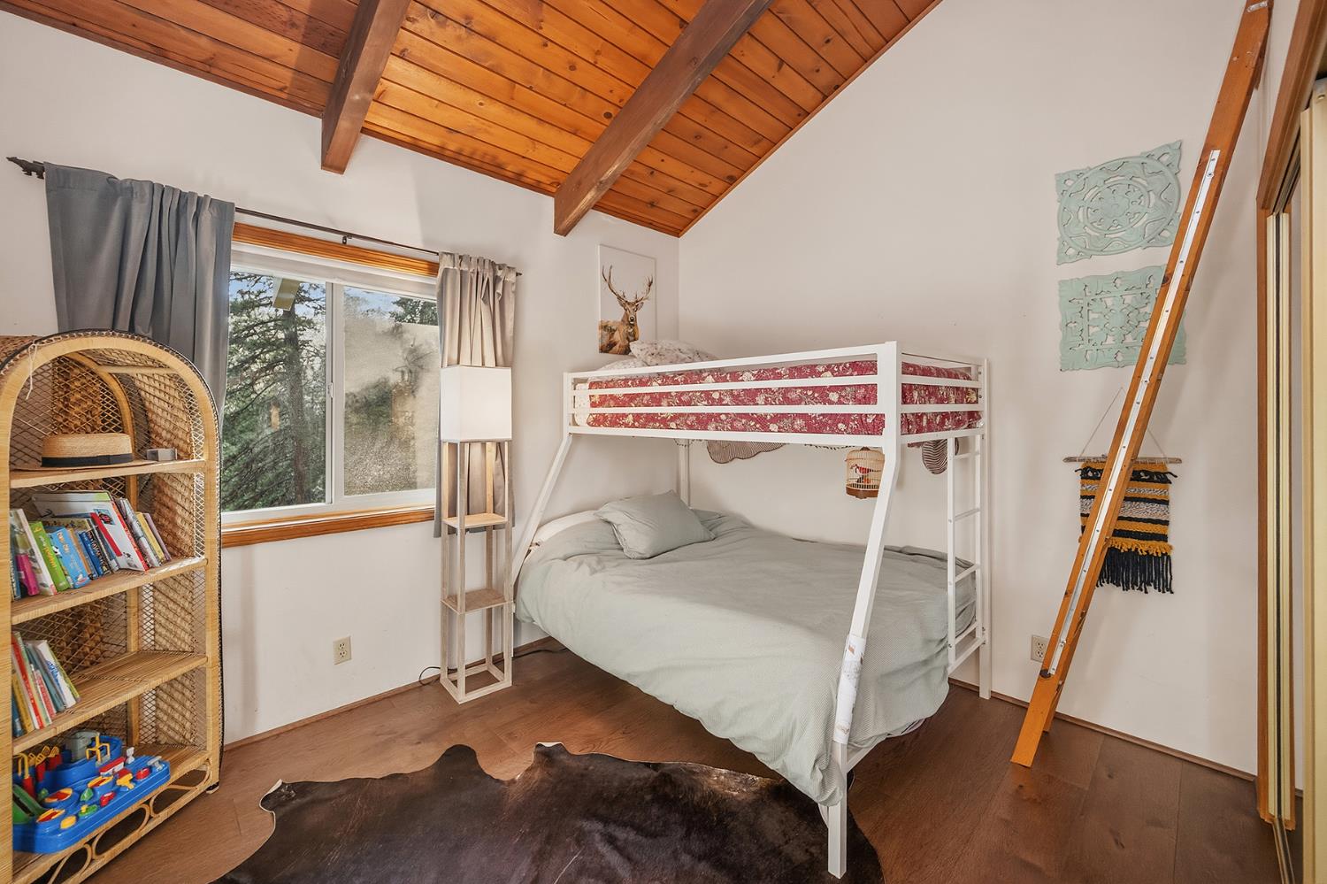 1260 Canyon View Court