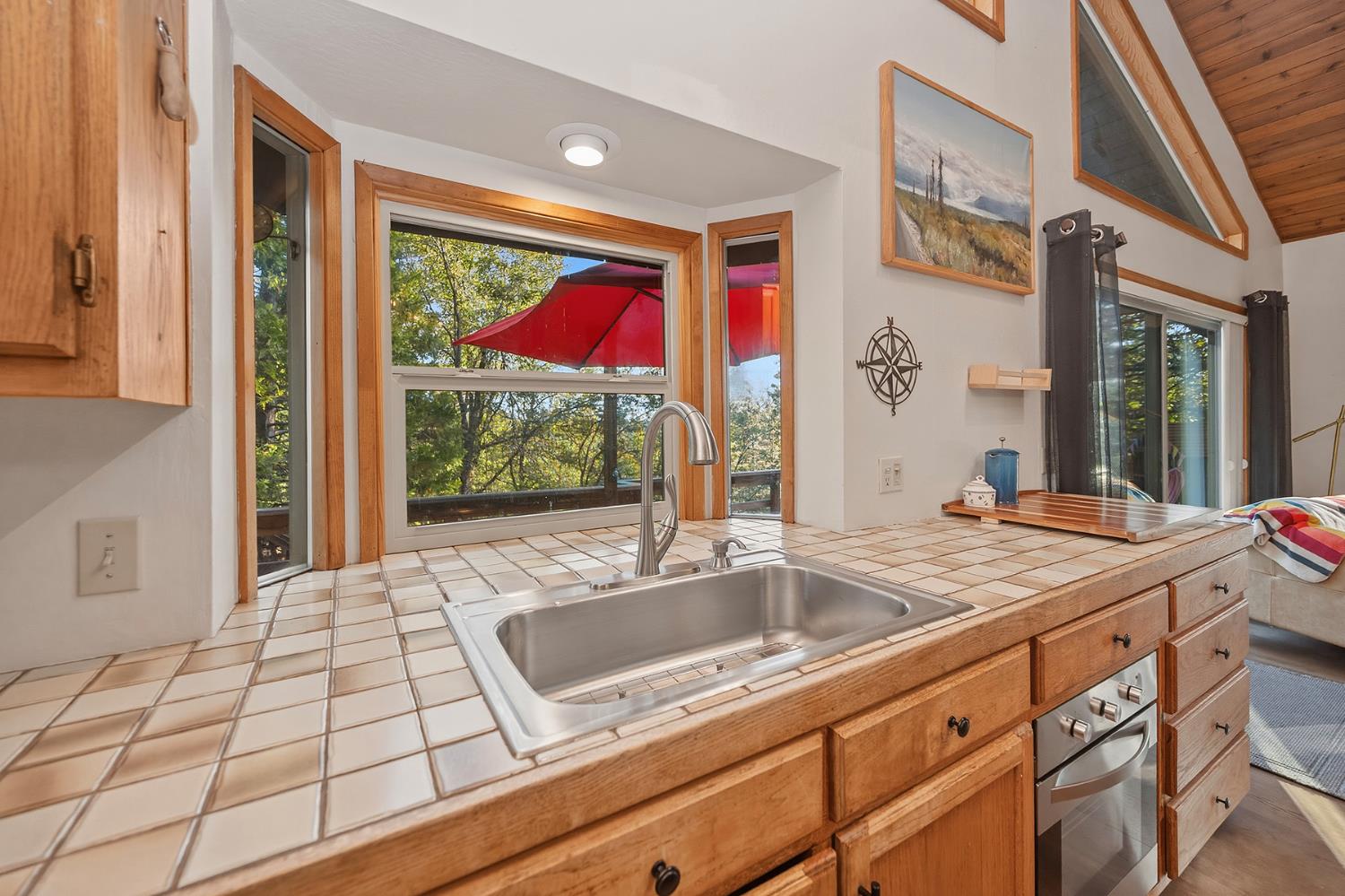 1260 Canyon View Court