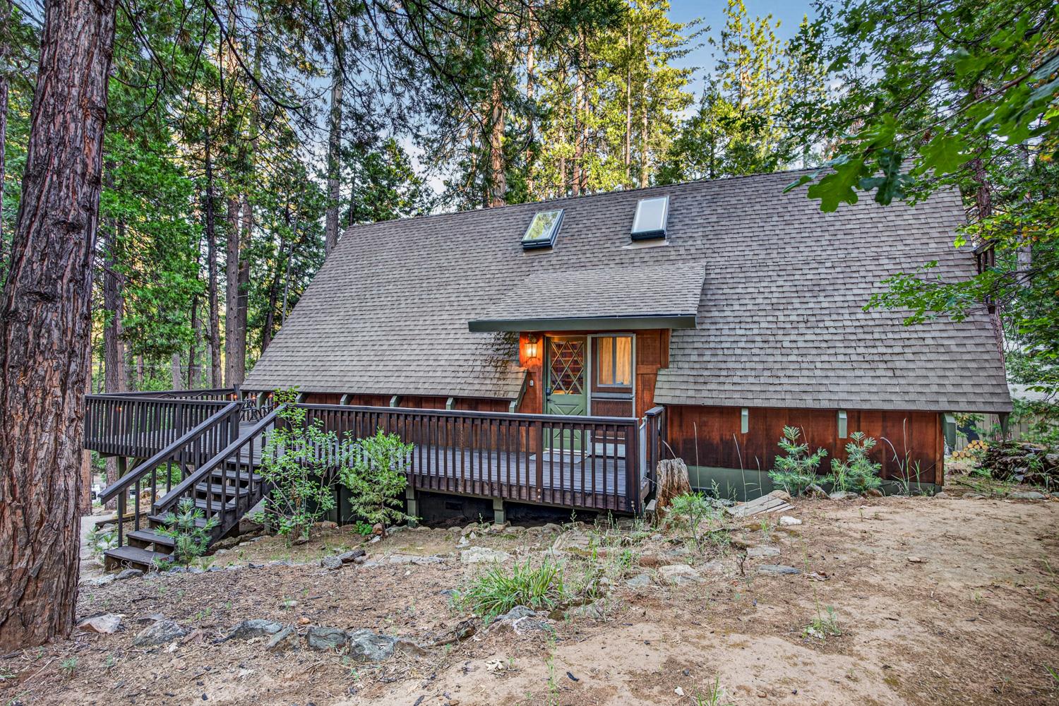 1476 Gloria Drive