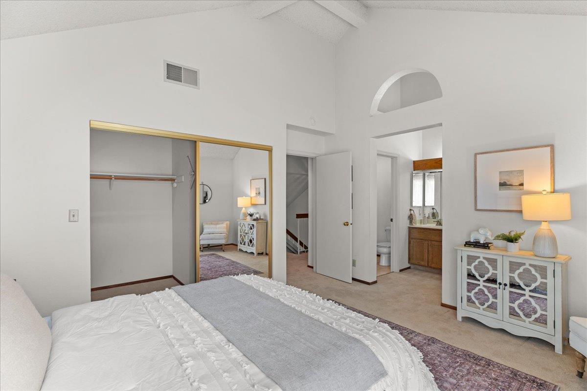 648 Kirby Common