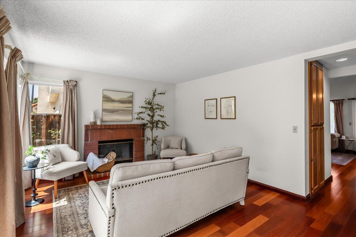 648 Kirby Common