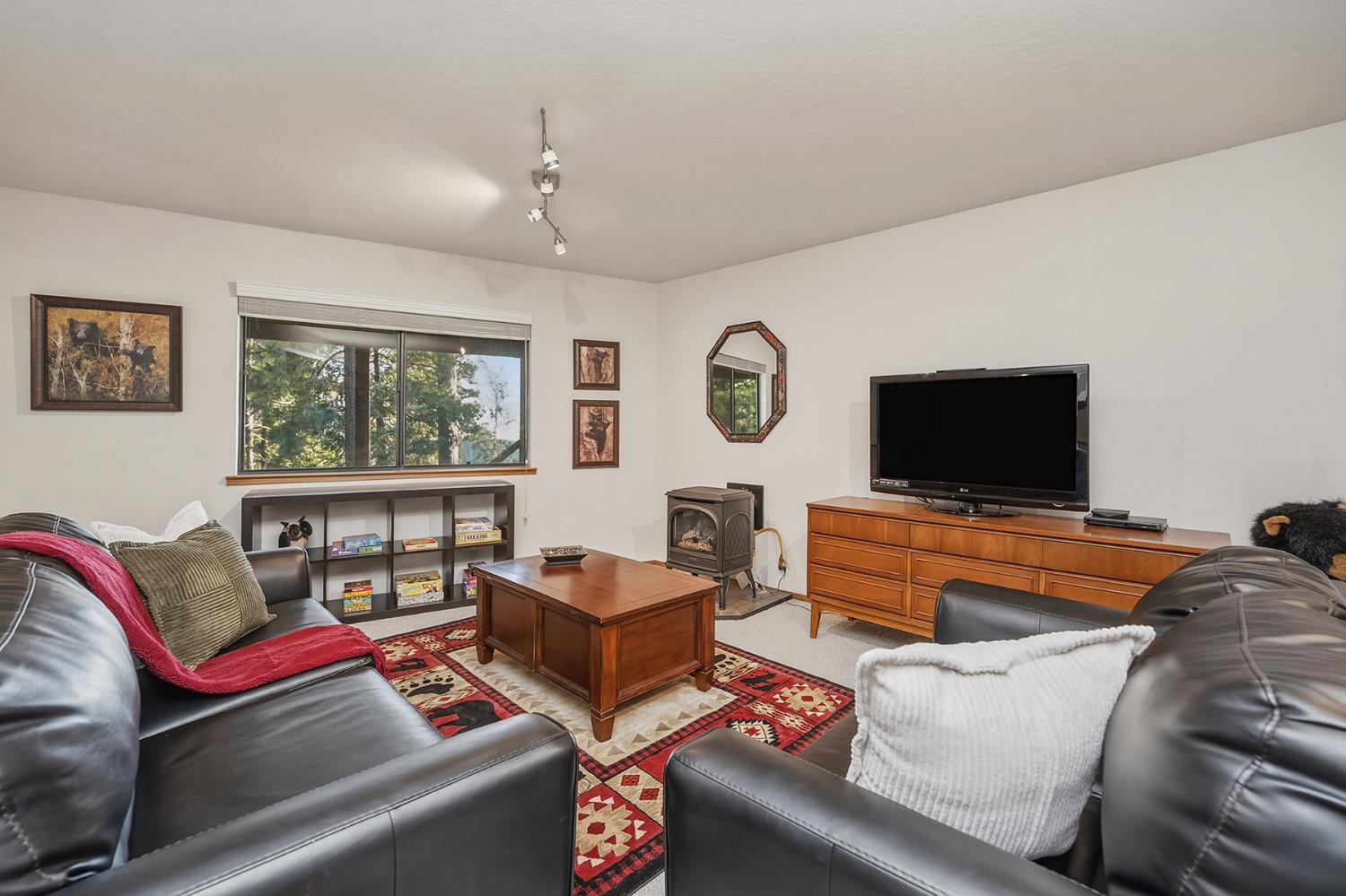 1302 Pebble Beach Way