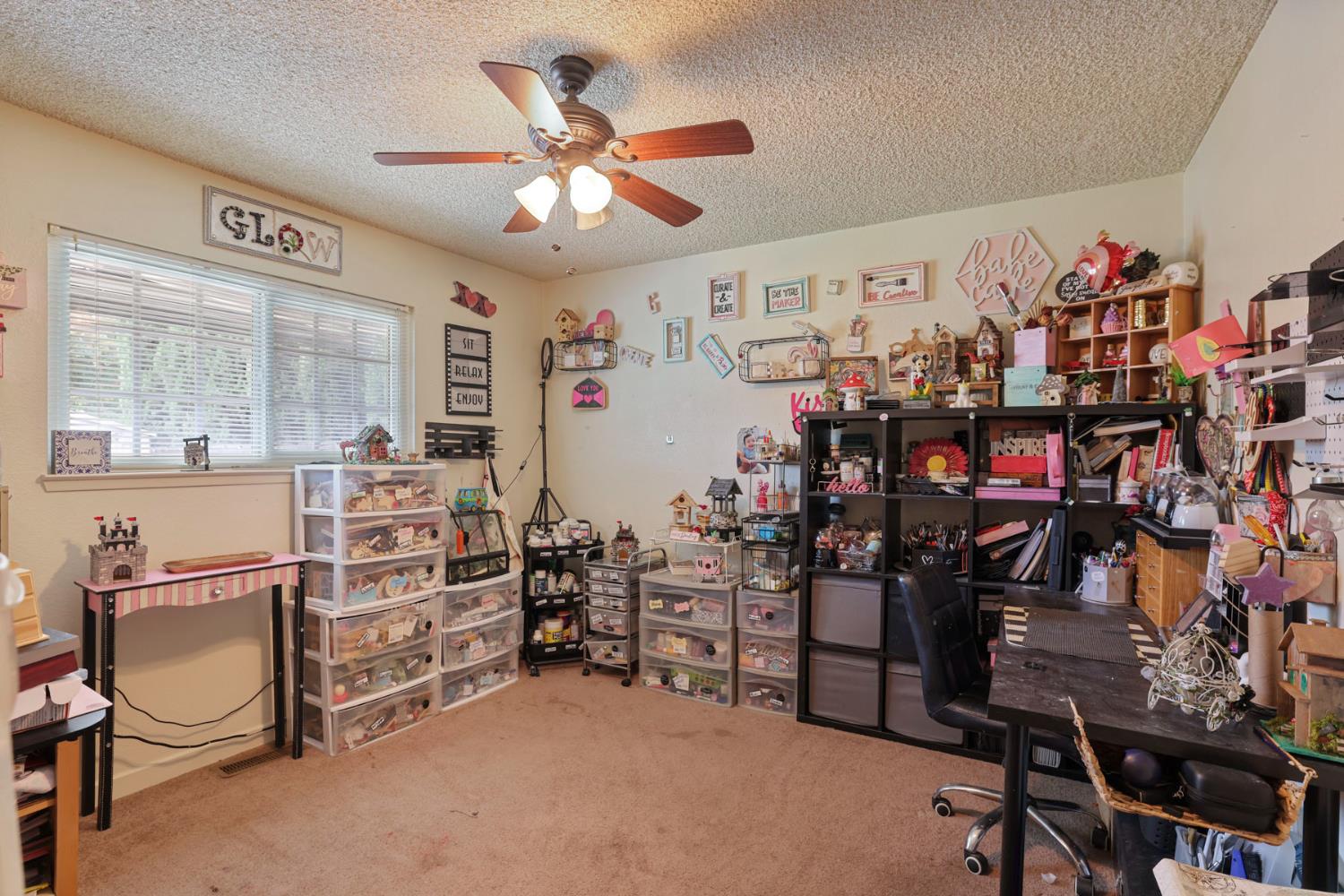 1700 Chapala Way