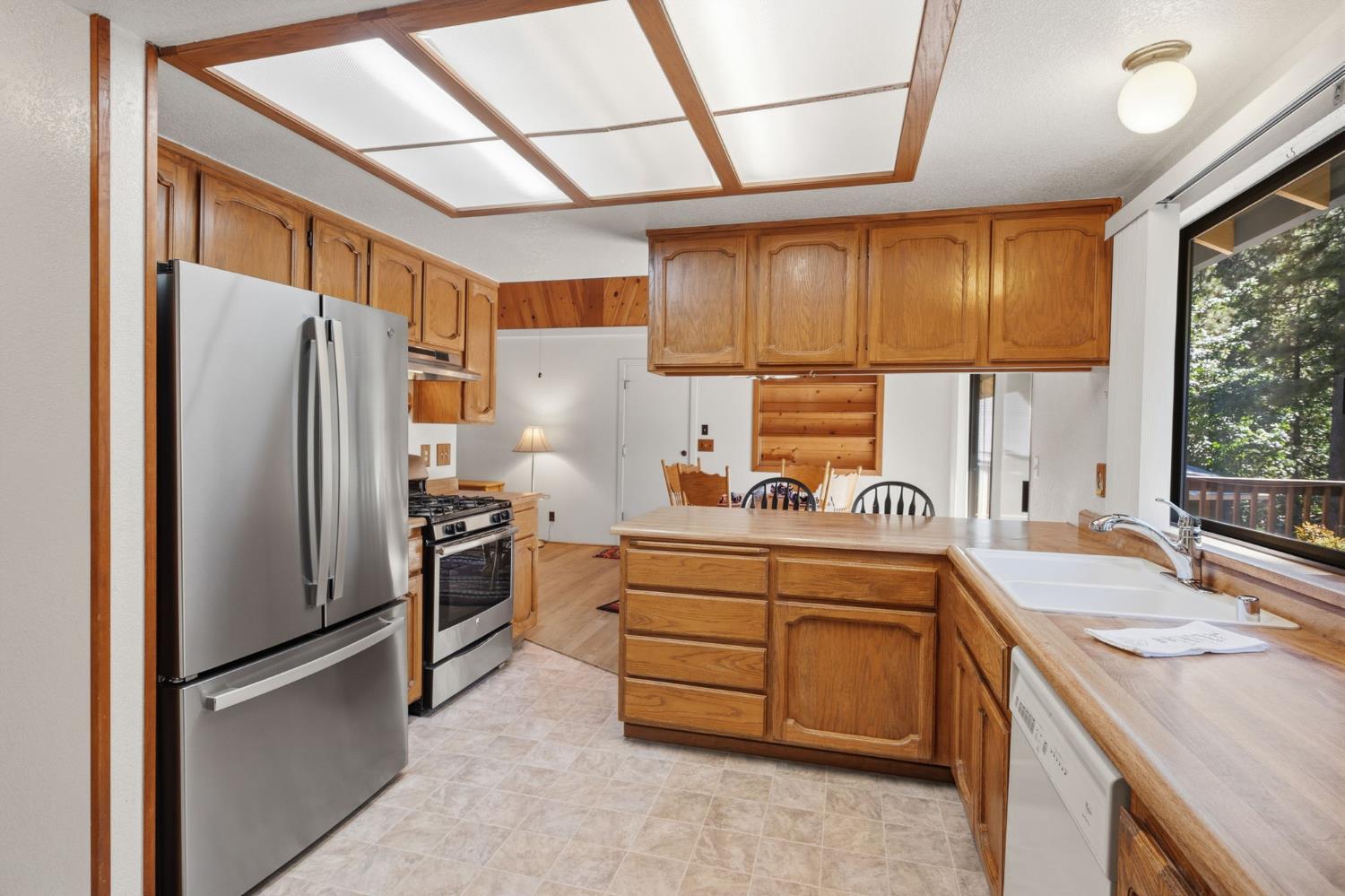 2015 E Mokelumne Drive