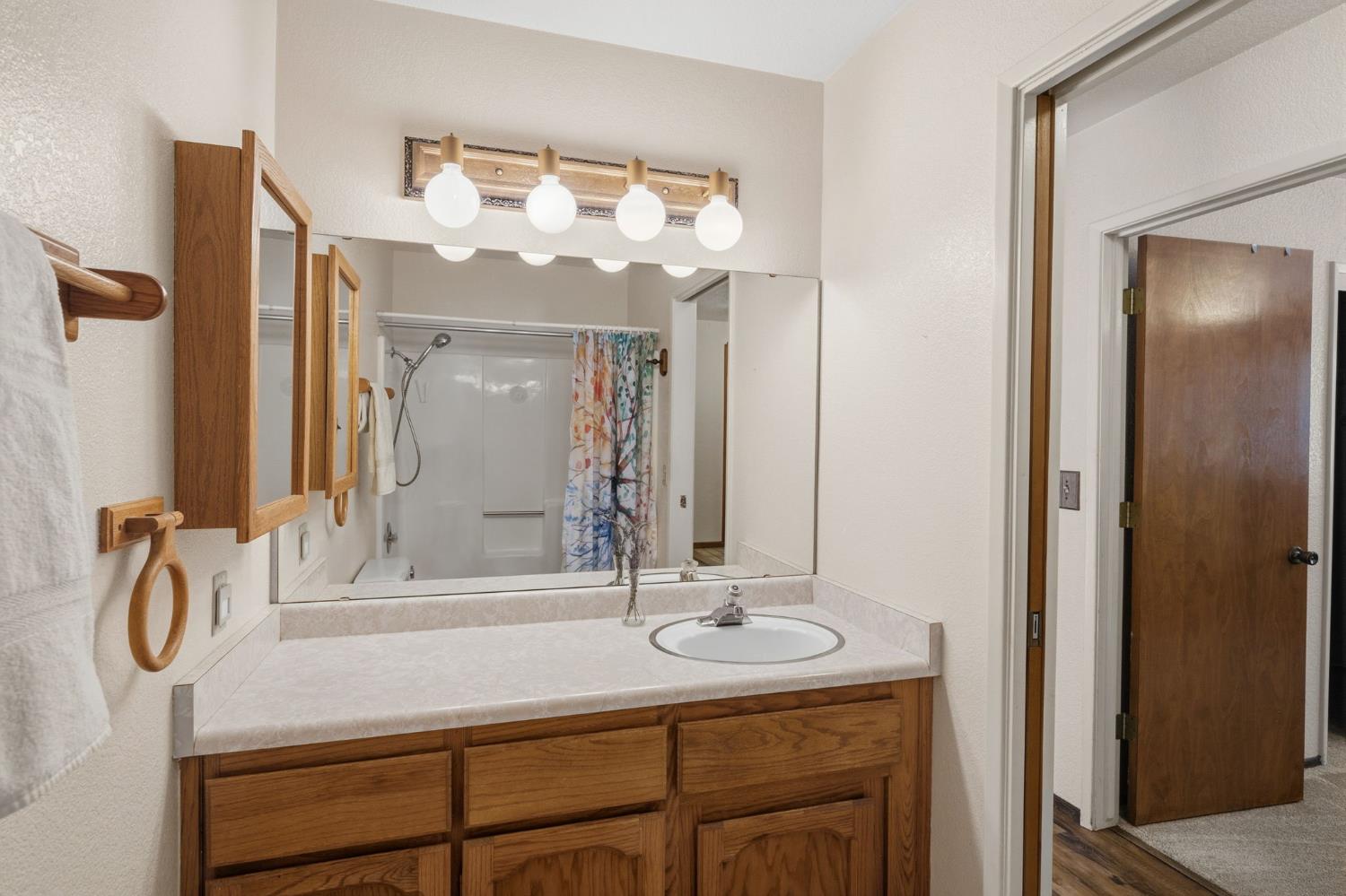 2015 E Mokelumne Drive