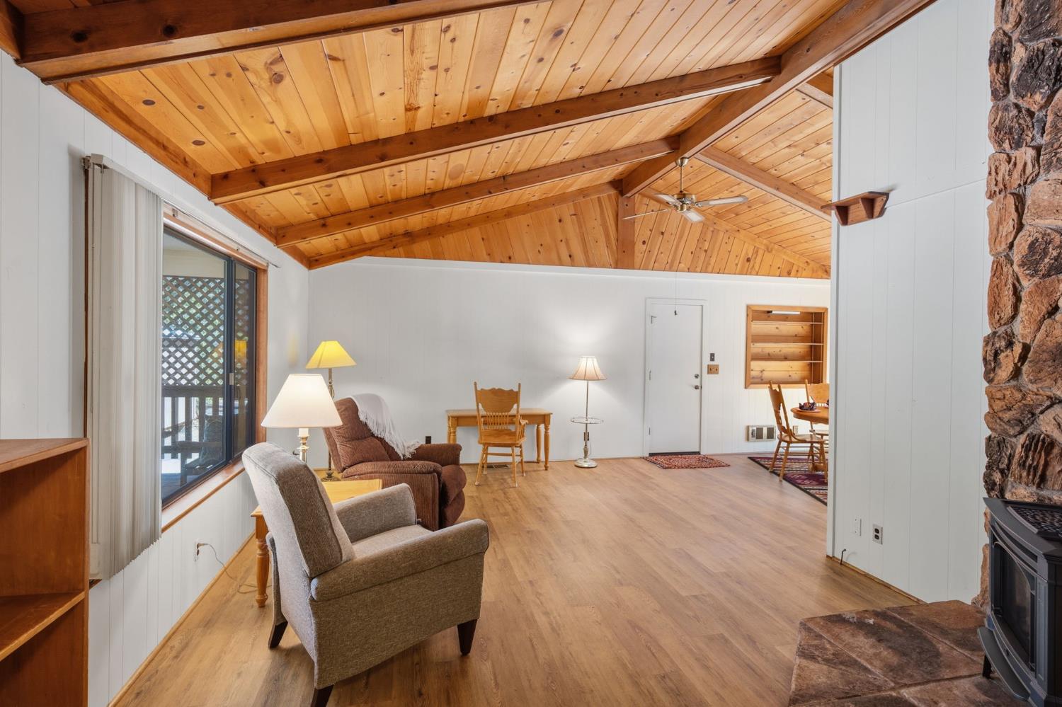 2015 E Mokelumne Drive
