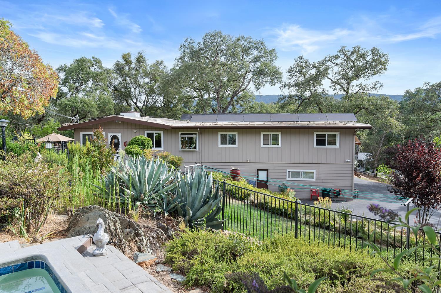 1493 Calaveritas Road
