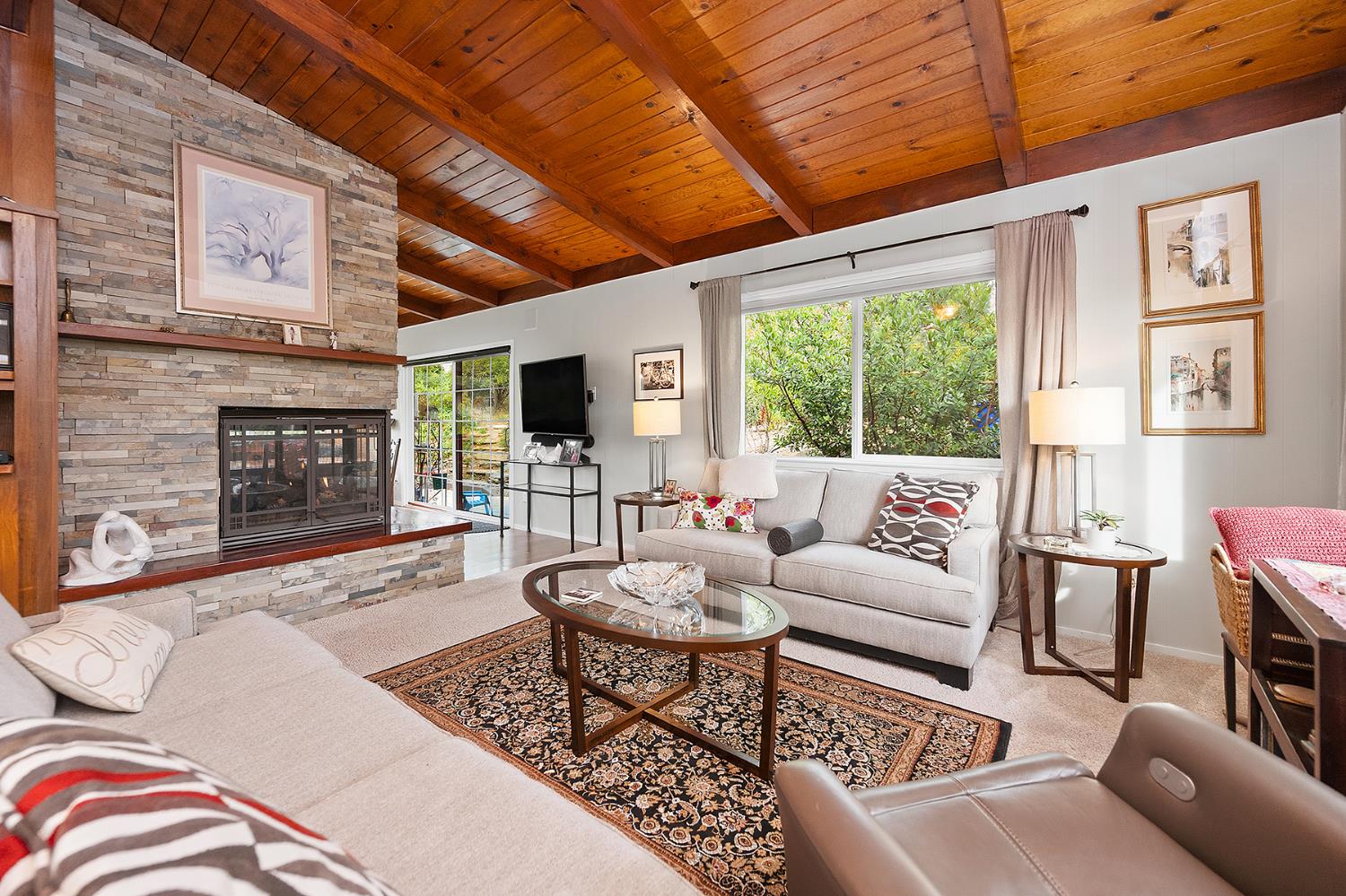 1493 Calaveritas Road