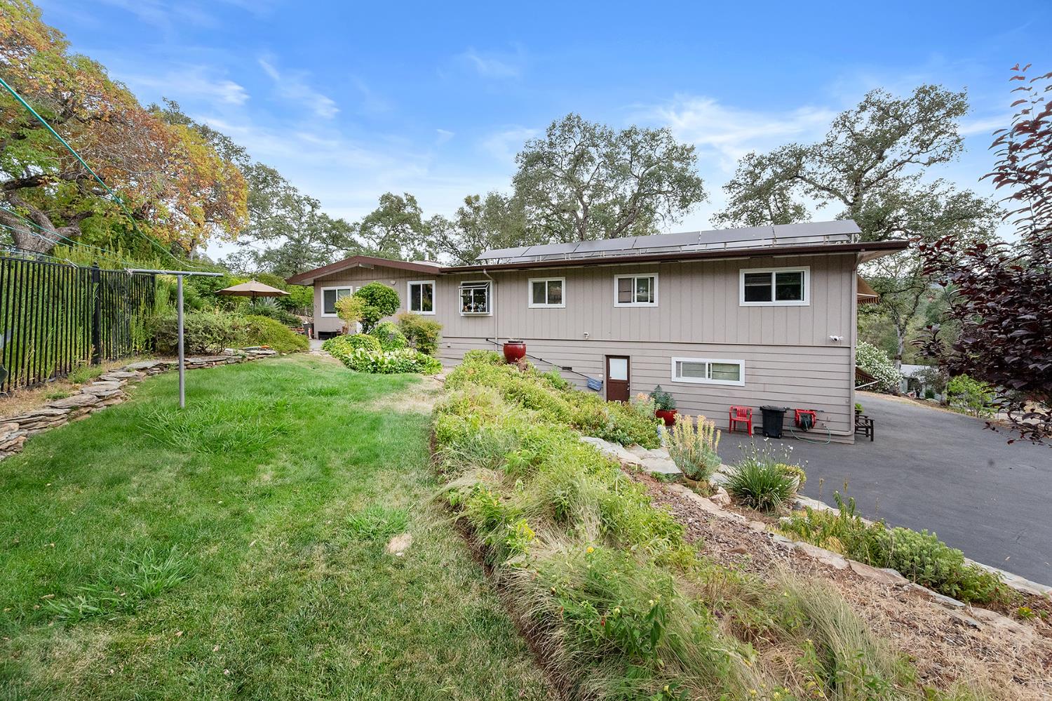 1493 Calaveritas Road