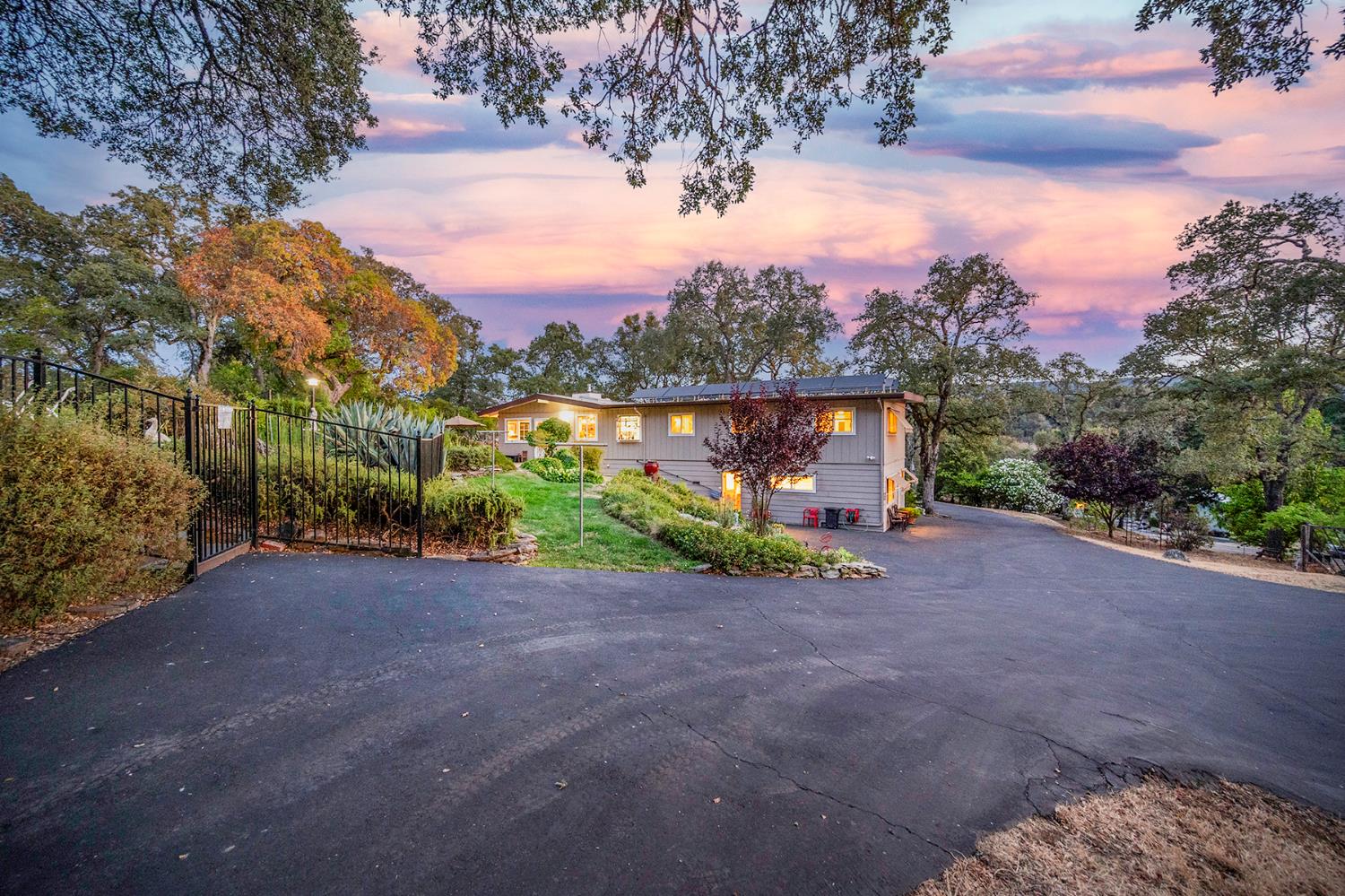 1493 Calaveritas Road