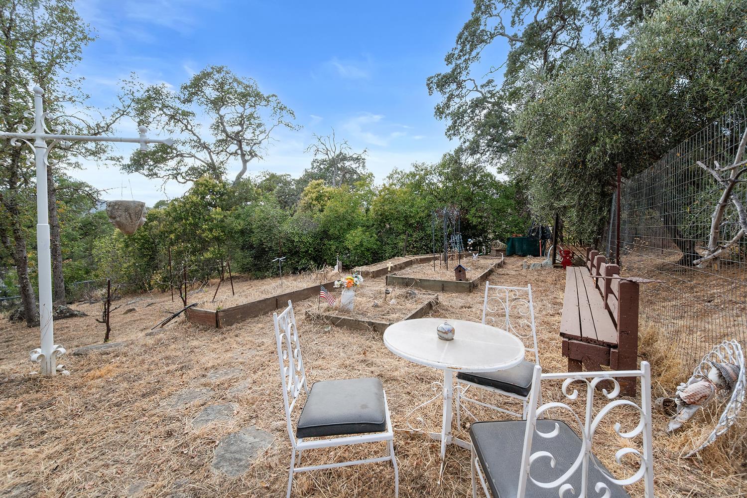 1493 Calaveritas Road