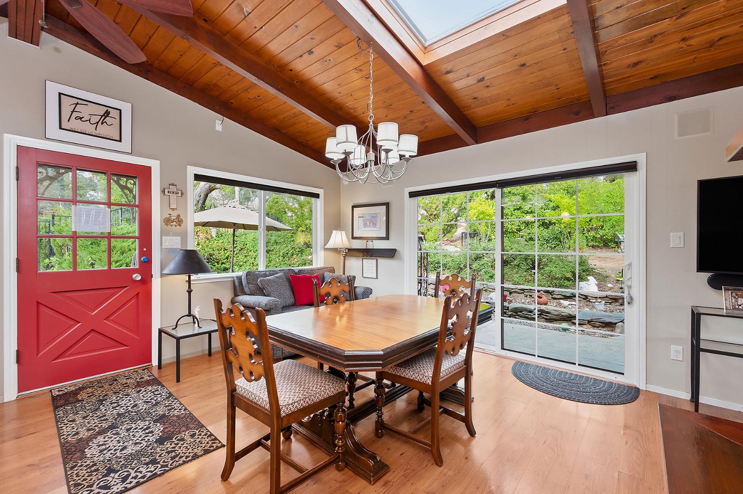 1493 Calaveritas Road