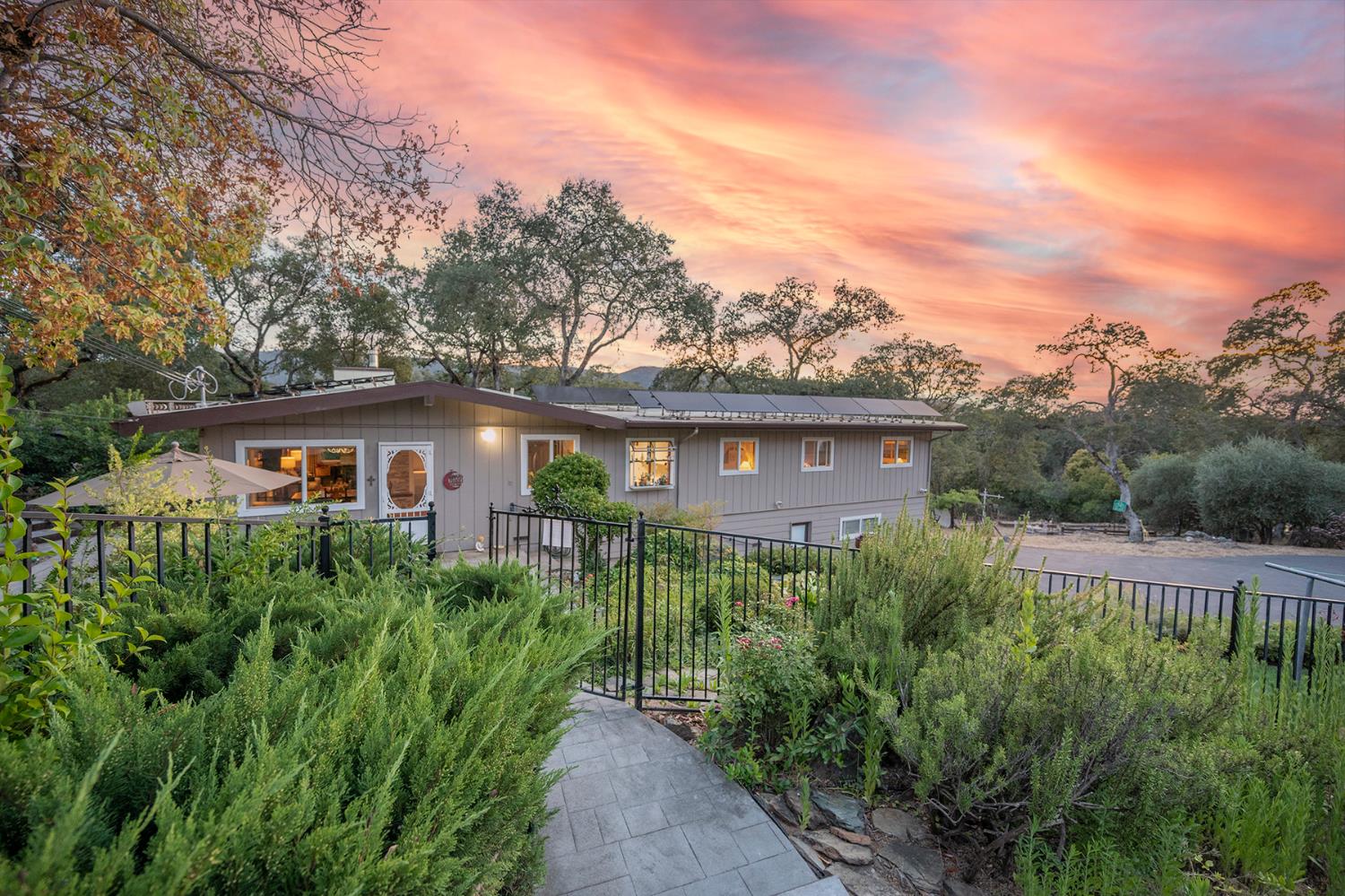 1493 Calaveritas Road