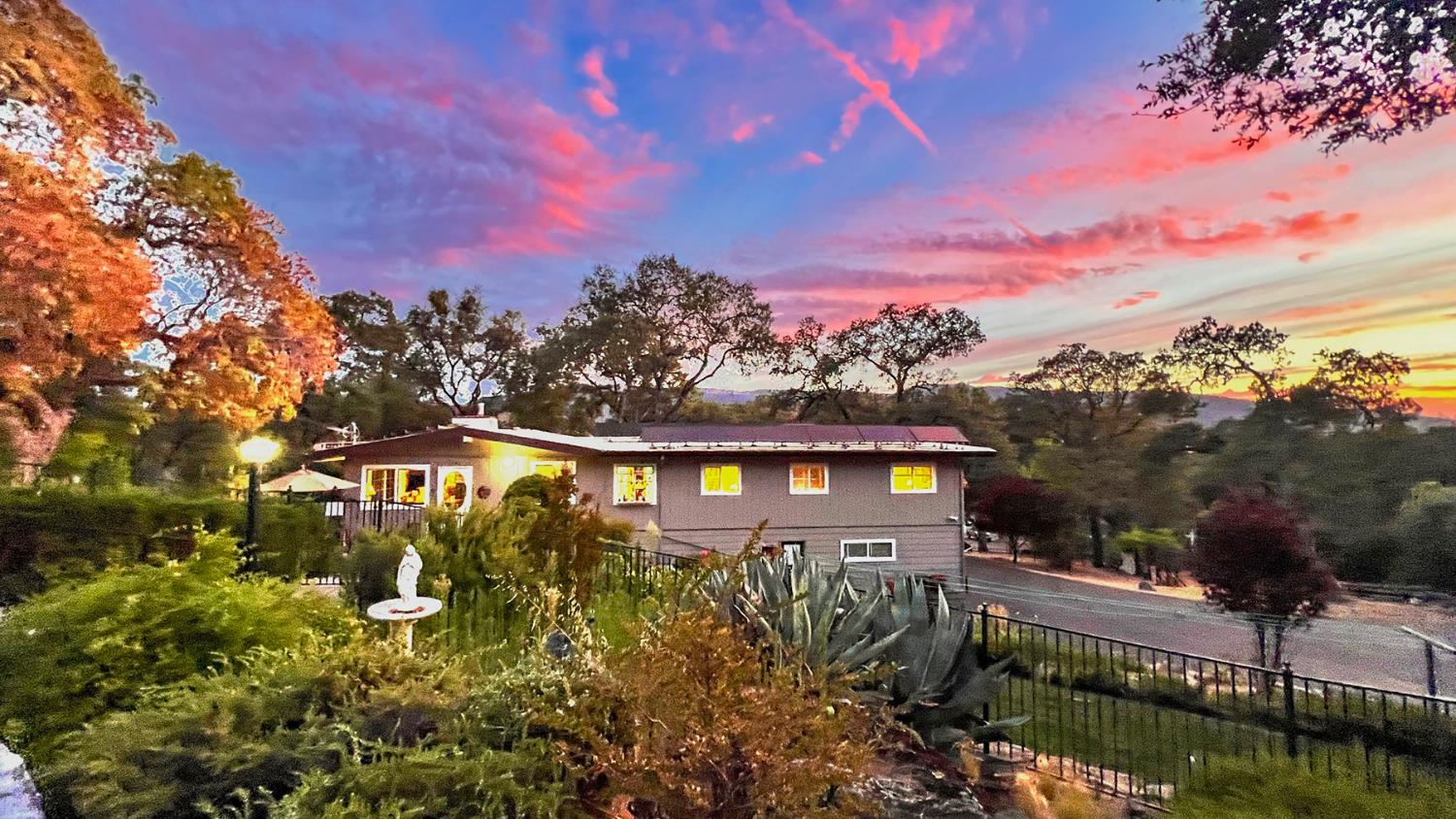 1493 Calaveritas Road