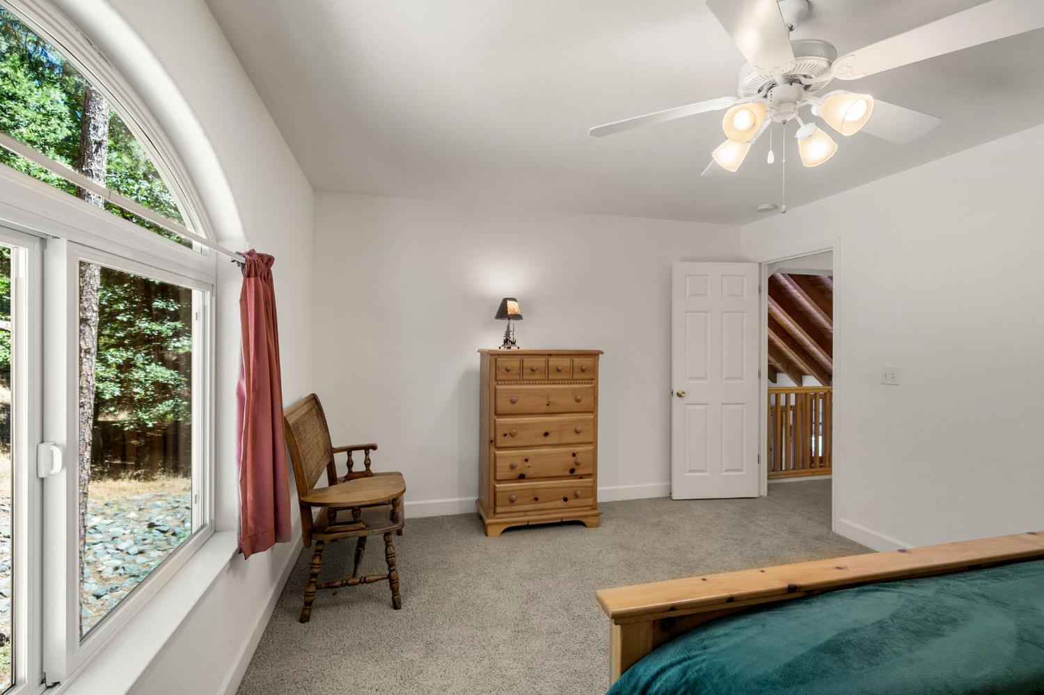 2746 Quartz Drive