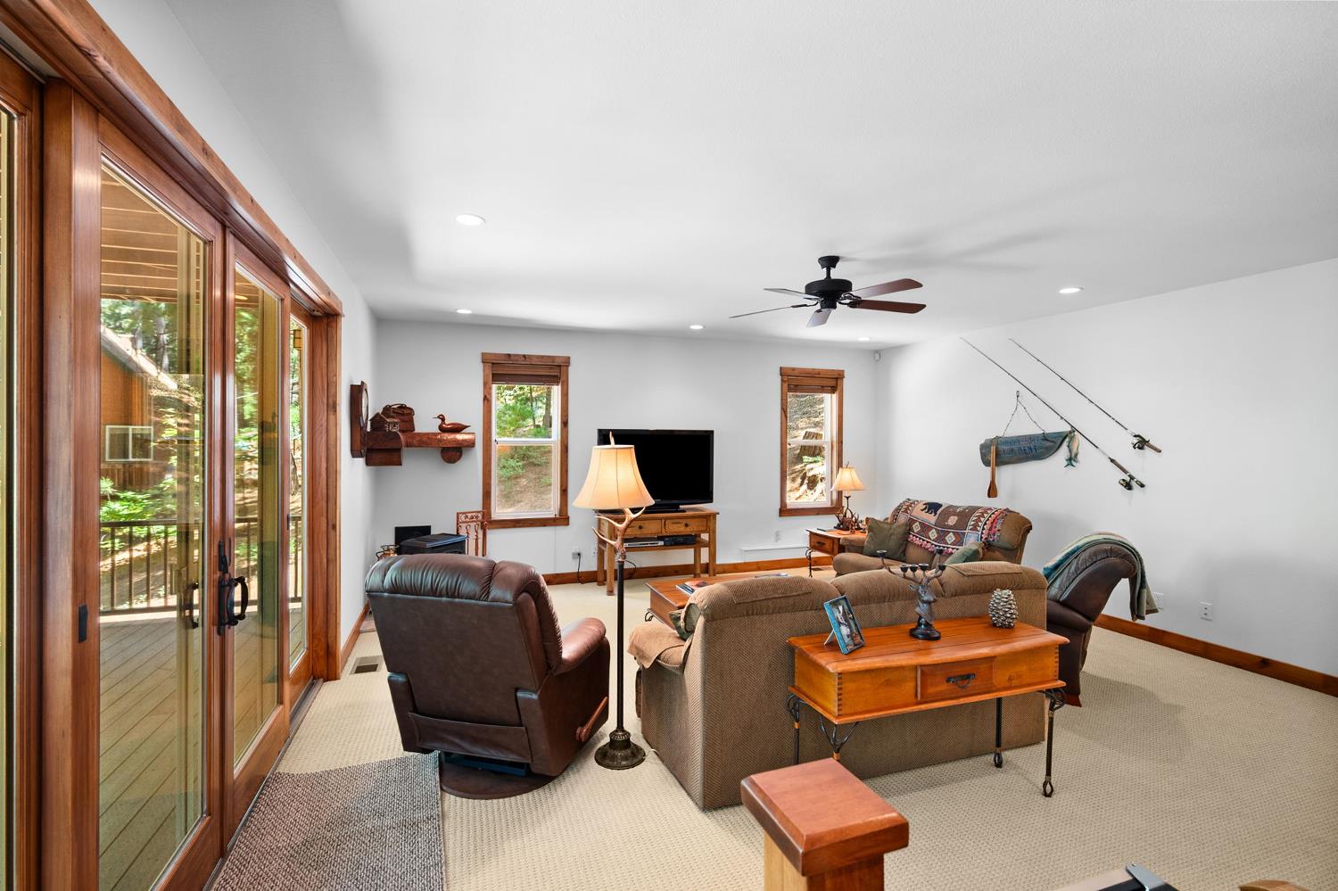 2838 Pine Knoll Drive