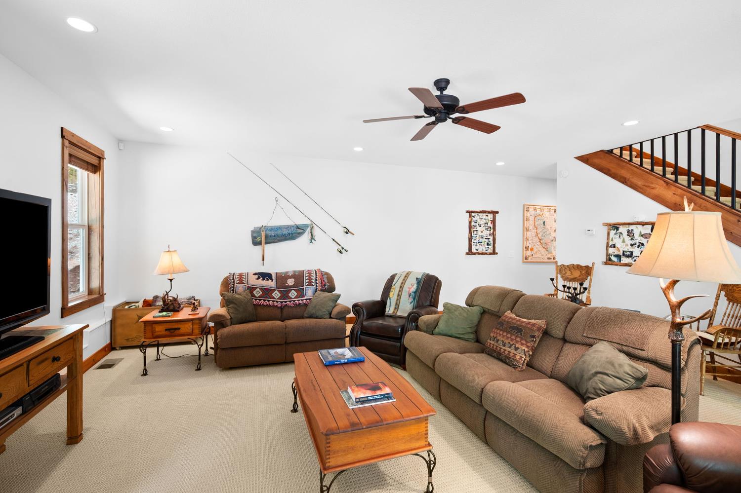 2838 Pine Knoll Drive