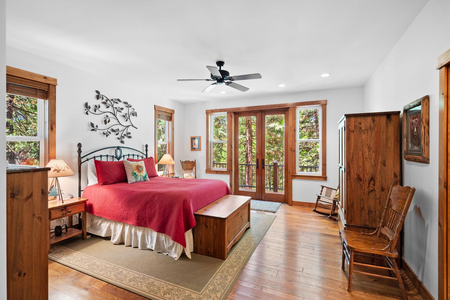 2838 Pine Knoll Drive