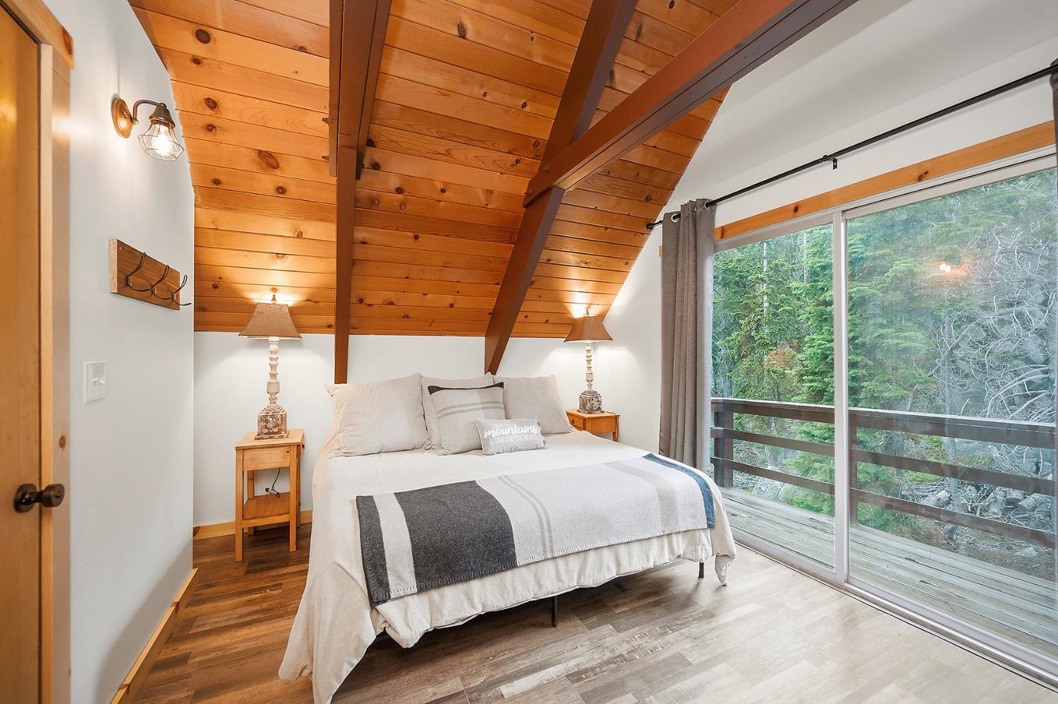 118 Silver Tip Road