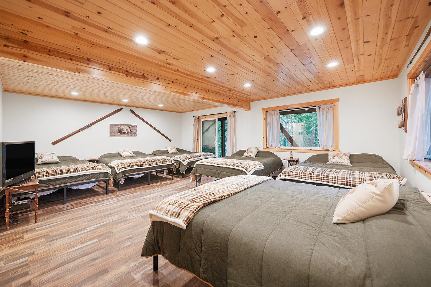 118 Silver Tip Road