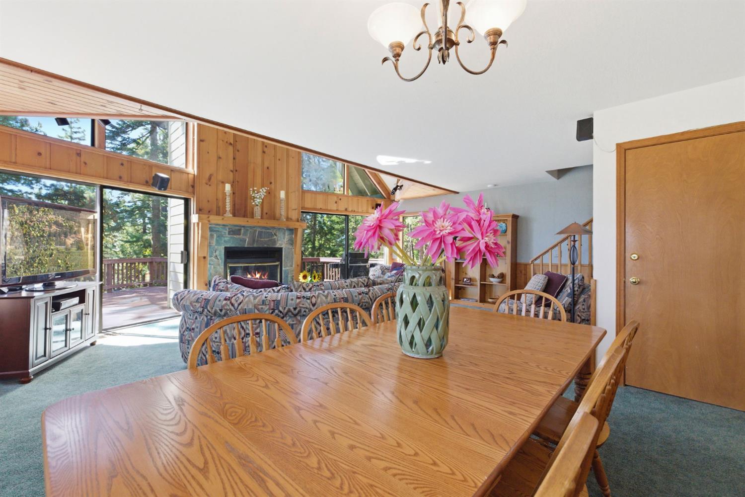 675 Skyline Drive