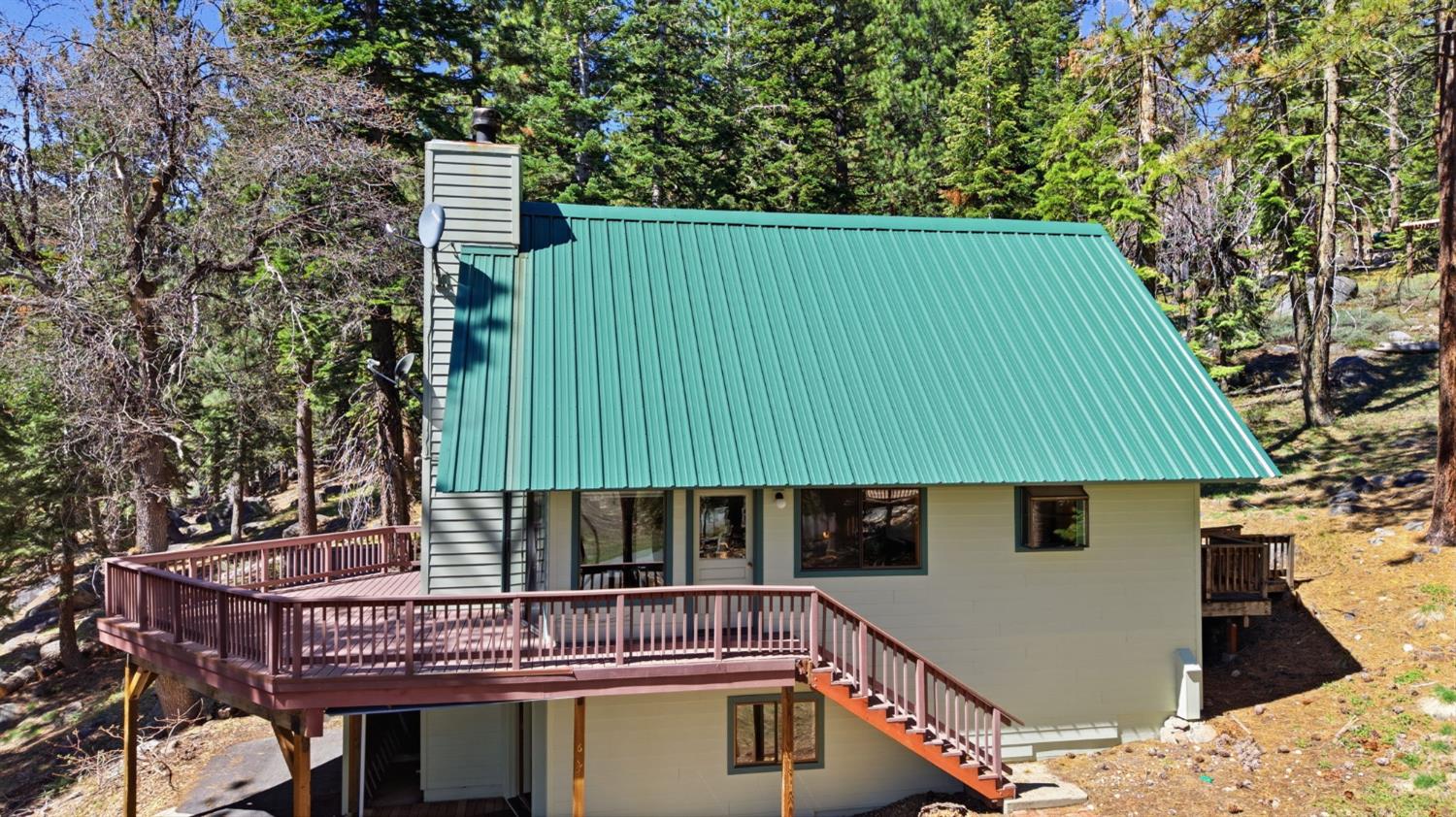 675 Skyline Drive