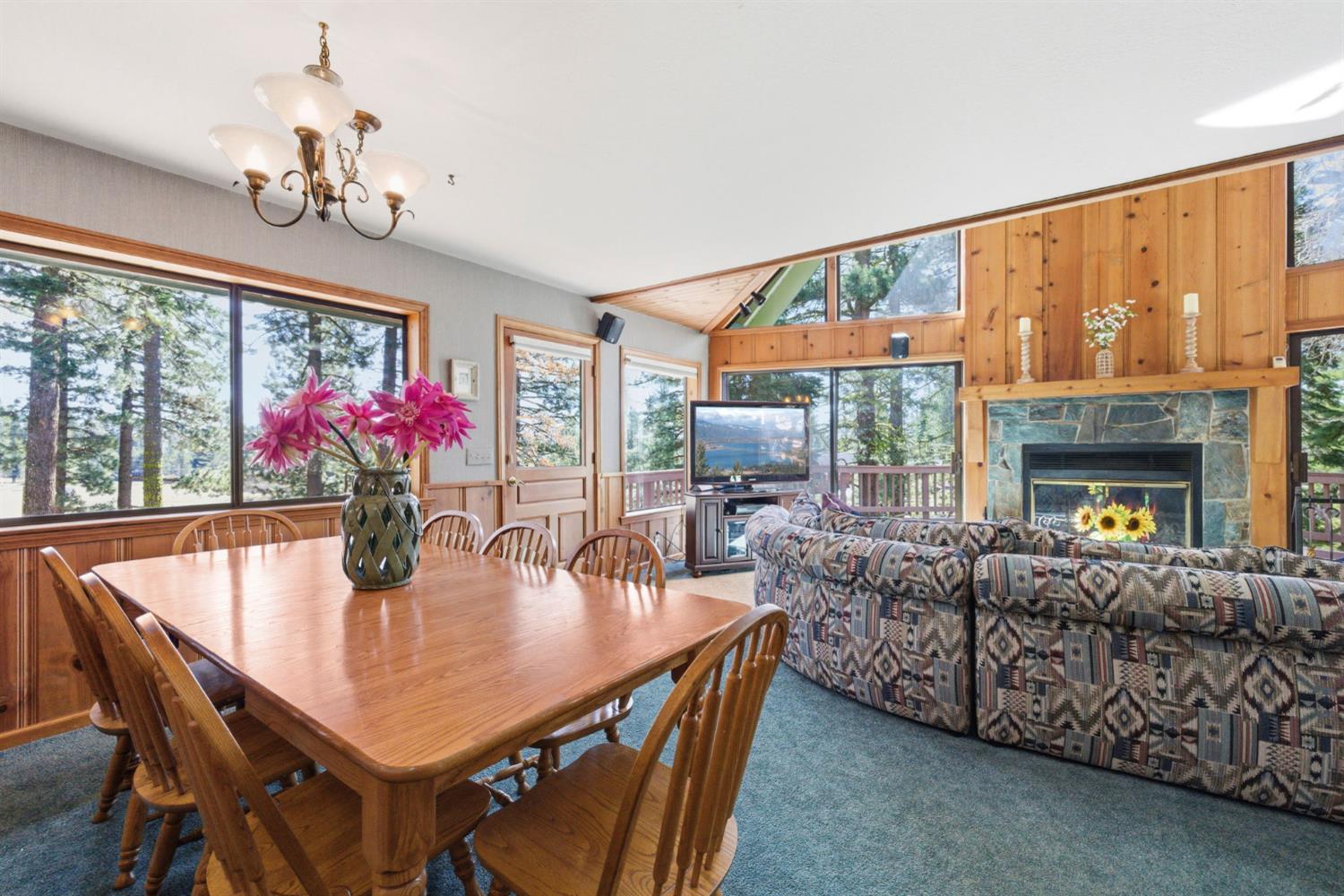 675 Skyline Drive